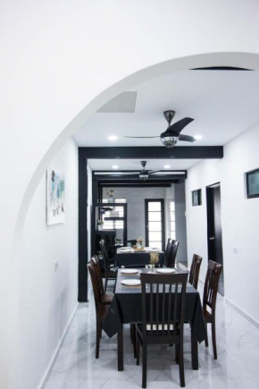 The Leaf KL near MRT, UCSI 10 PAX, 1st Floor of the shoplot